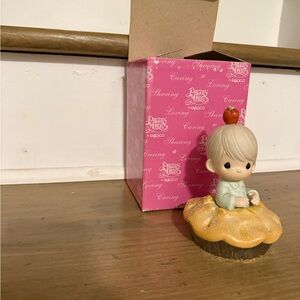 Vintage Precious Moments Figurine "You're As Sweet As Apple Pie" with box